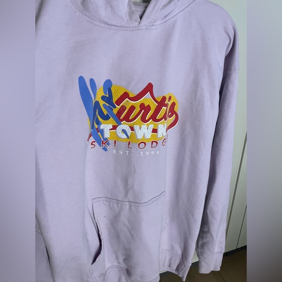 Kurtis Town Ski Resort Hoodie XL - retro y2k style Lavender - Picture 2 of 10